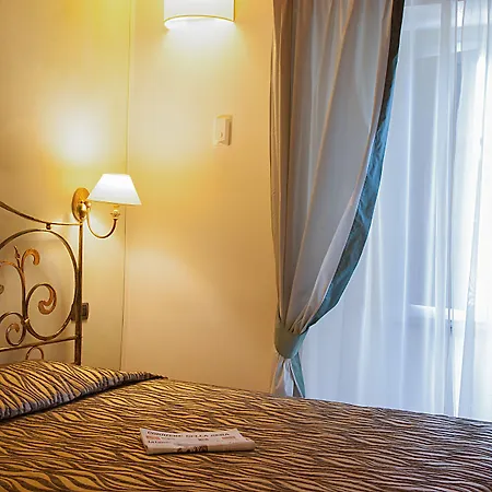 מלון Borgo Sant'ippolito Country