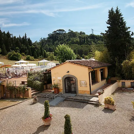 מלון Borgo Sant'ippolito Country 4*