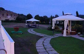 Borgo Sant'ippolito Country